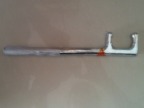 <b>F型防滑閥門扳手</b>